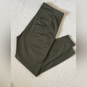 All In Motion Dark Green Leggings with Pockets EUC Women’s Sz XXL